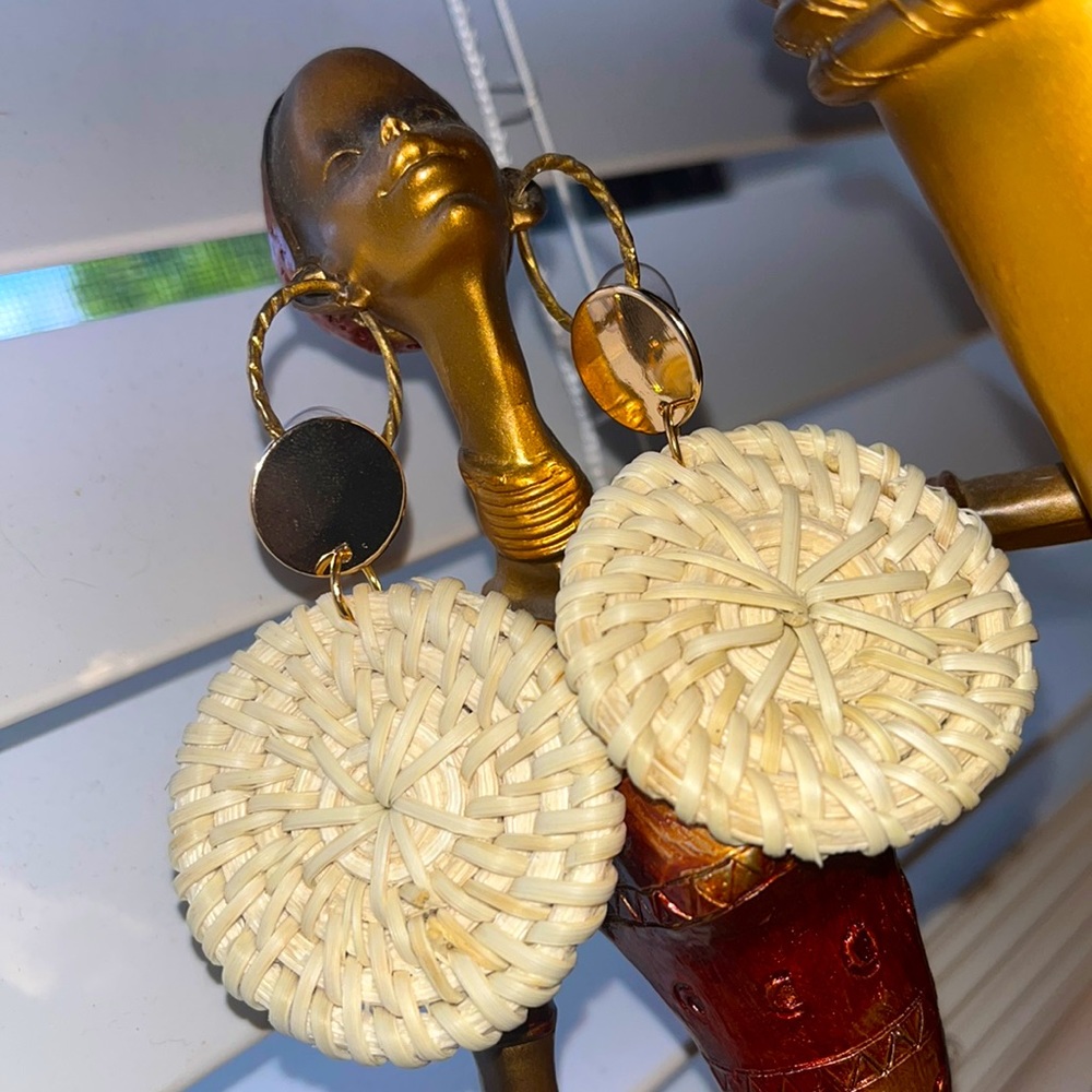 Round Straw Earrings